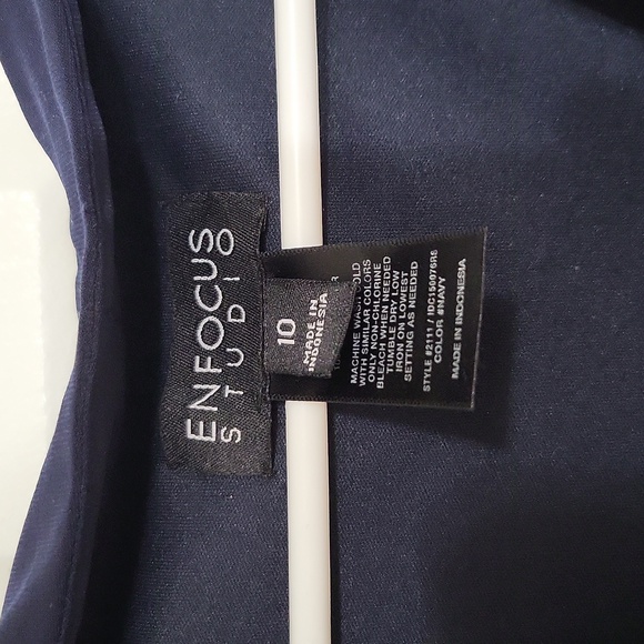 Navy v neck sleeveless dress size 10 - Picture 3 of 6